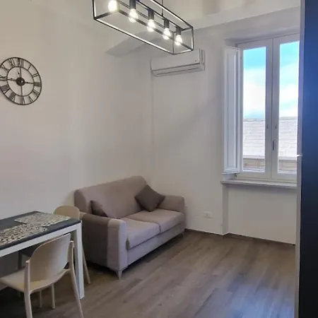 Pellicano44 Apartment *